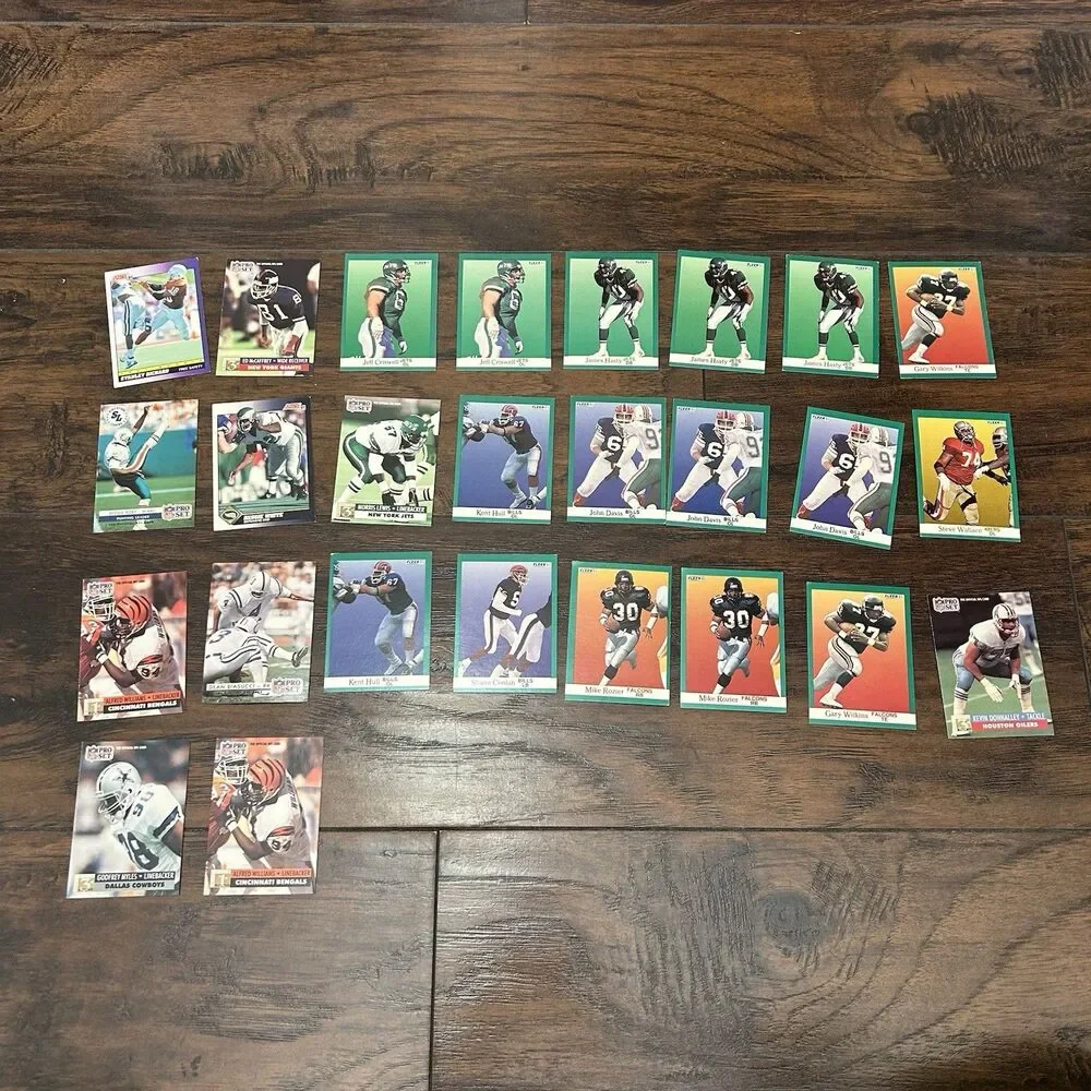 1991 Football Cards Random Teams & Players Lot of 26 Cards
